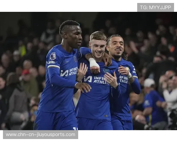 英超焦点：曼联逆转战胜切尔西，夺冠希望更加坚定！，英超曼联vs切尔西今天转播吗