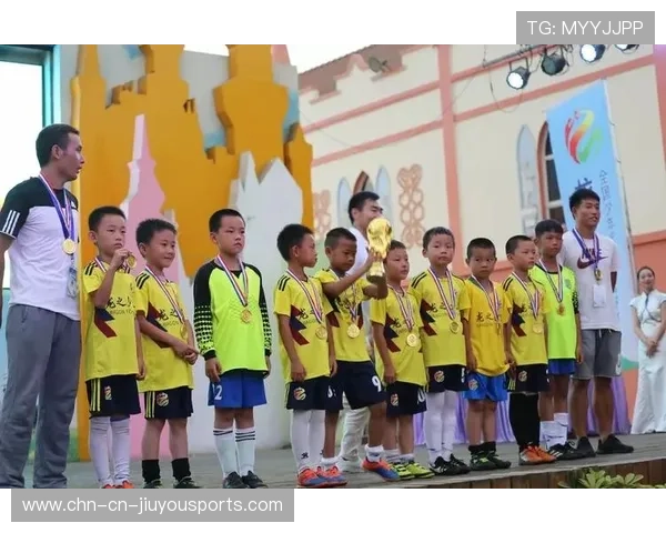 联赛推动“青少年运动创新示范区”建设,区域引领带动发展 联赛推动“青少年运动创新示范区”建设,区域引领带动发展