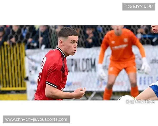 曼联青训新星迎来机会，逐步闯入一线队